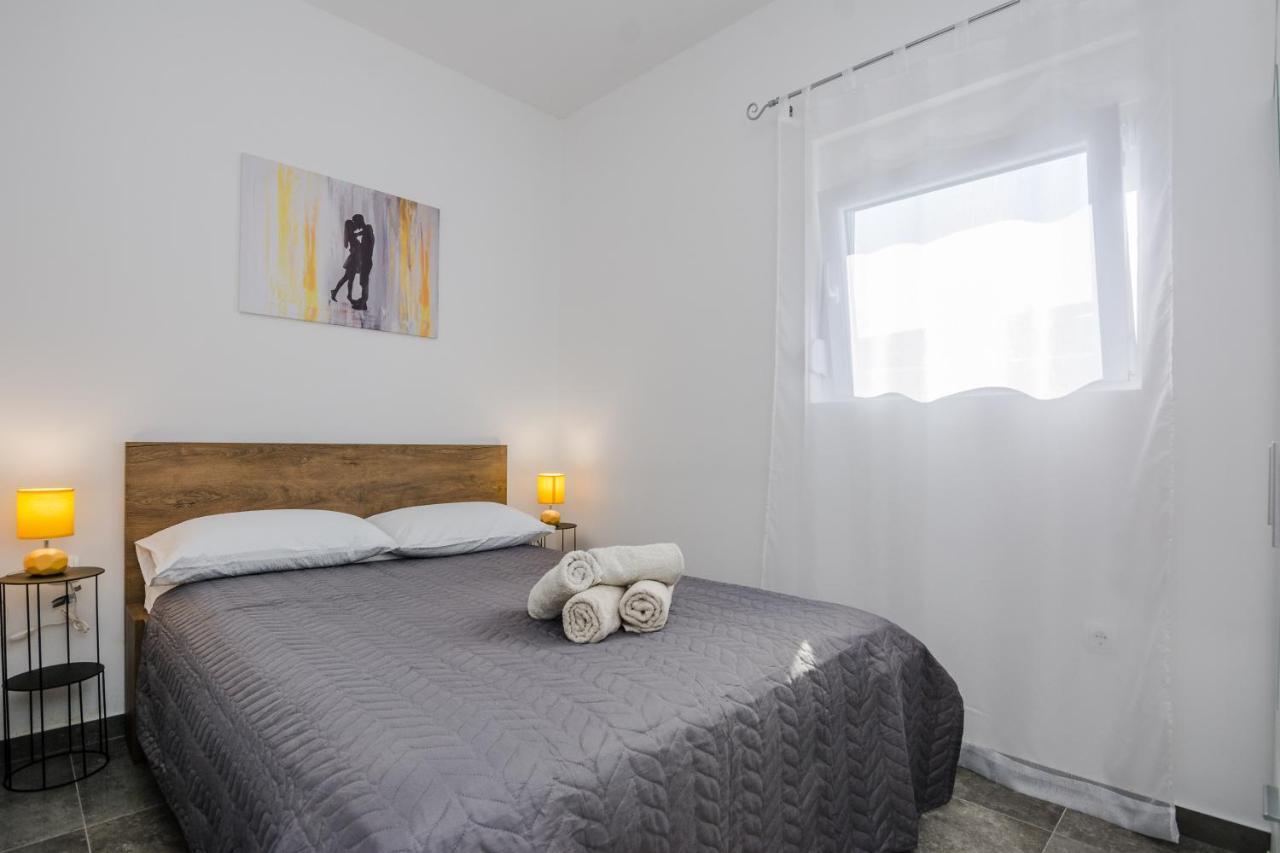 Lovely Apartment M&K In Peaceful Area - Zara Esterno foto